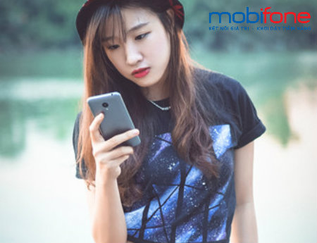Theo dõi phim hay ngay trên điện thoại